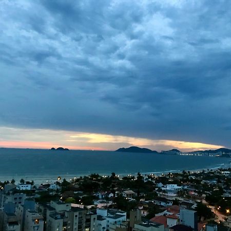 Apt Enseada Vista Mar グァルジャー エクステリア 写真