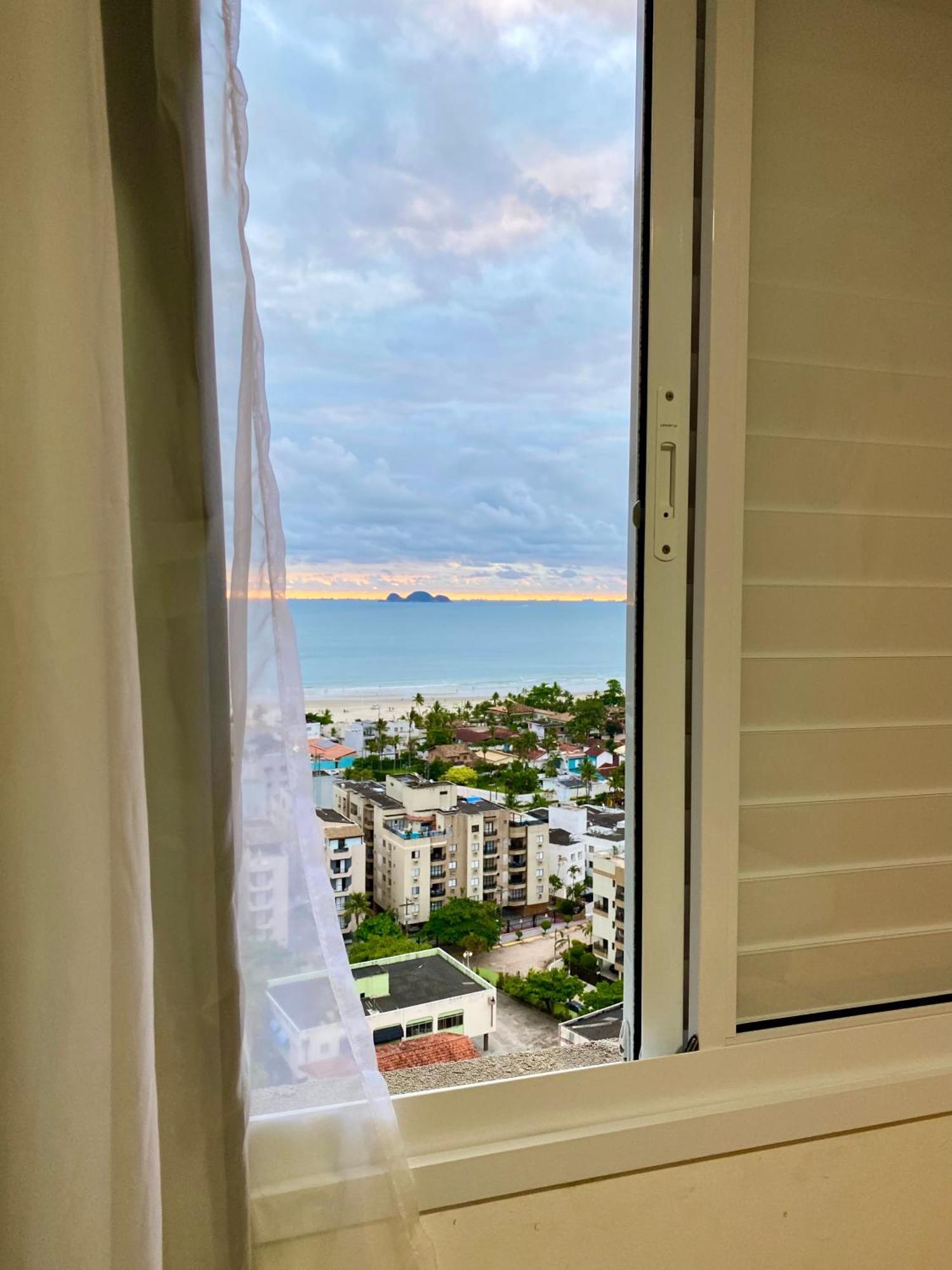 Apt Enseada Vista Mar グァルジャー エクステリア 写真